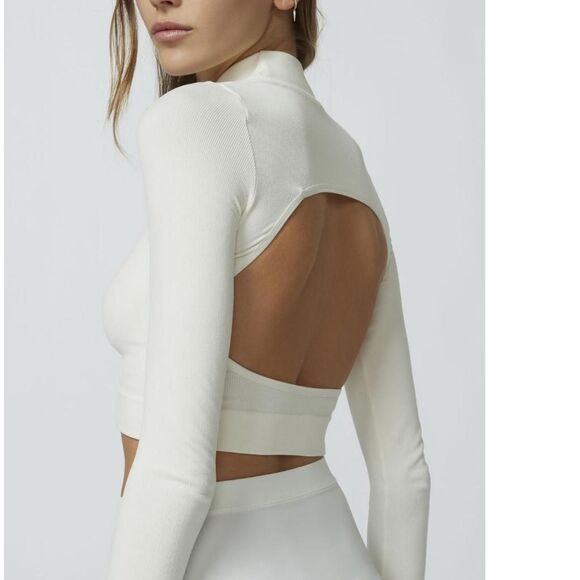Urban Outfitters Out From Under Mica Seamless Open-Back Top in White Size M/L - Picture 5 of 6